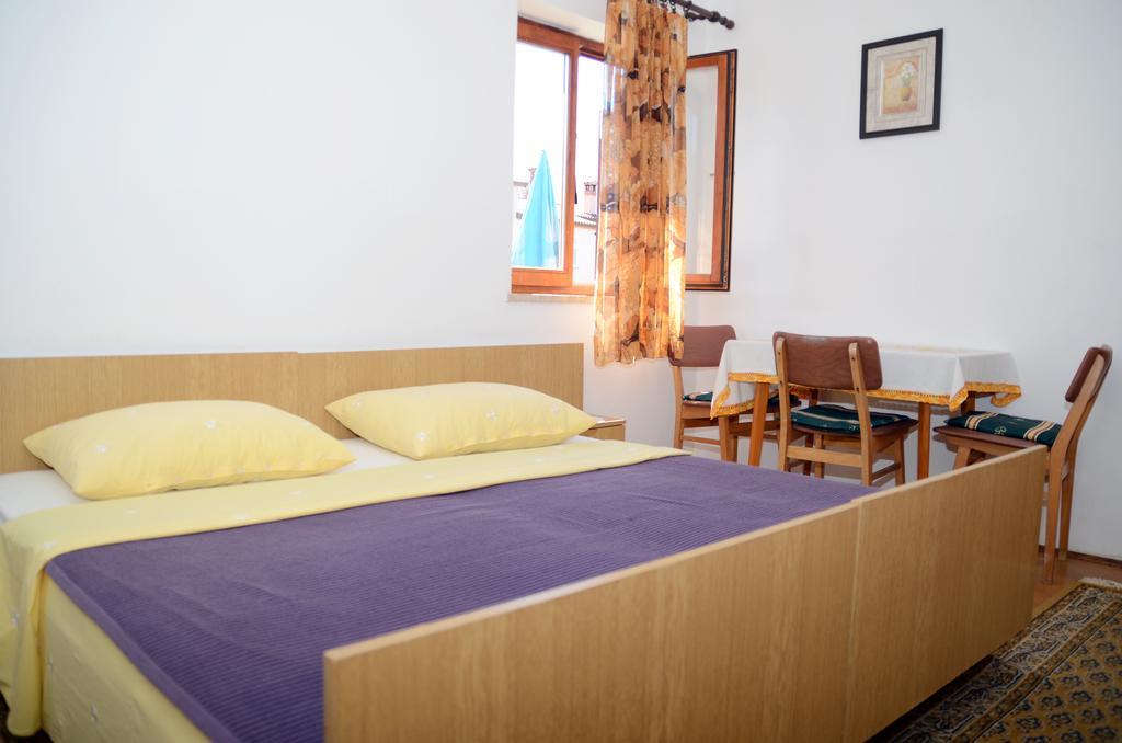 רוביני Apartments Ana מראה חיצוני תמונה