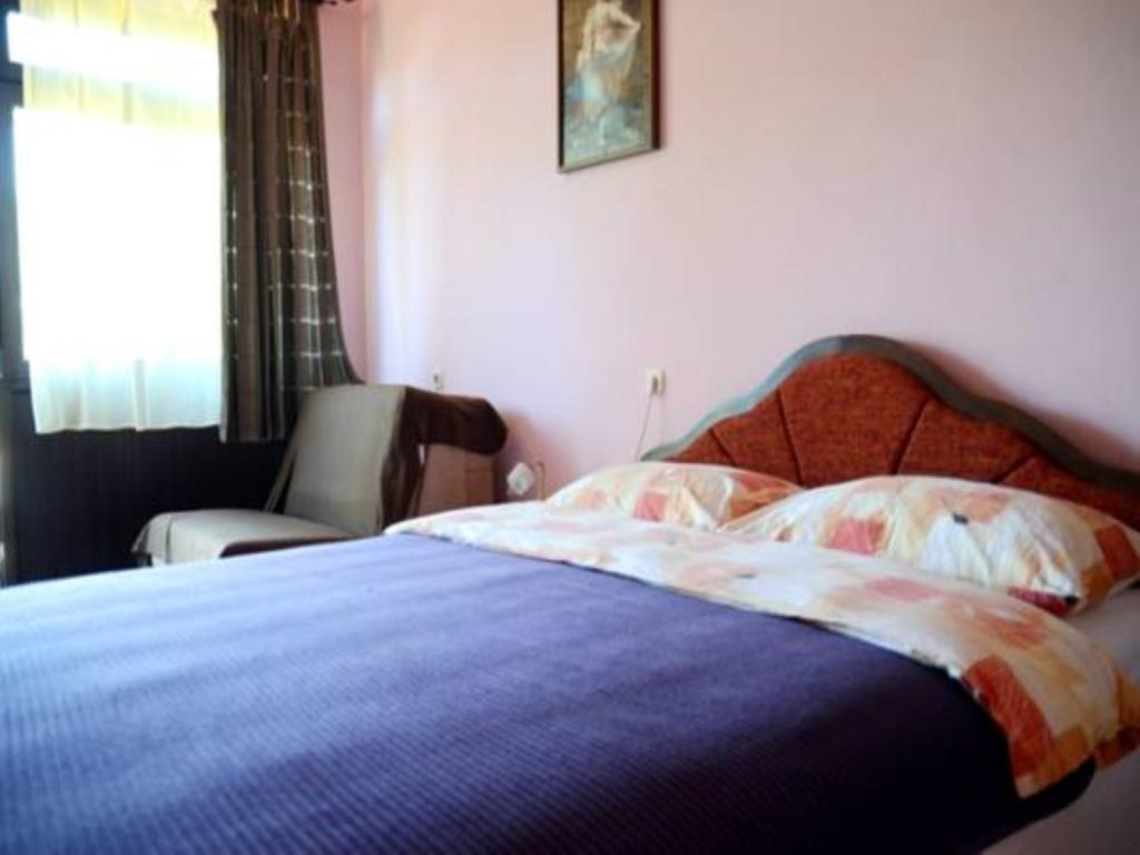 רוביני Apartments Ana מראה חיצוני תמונה